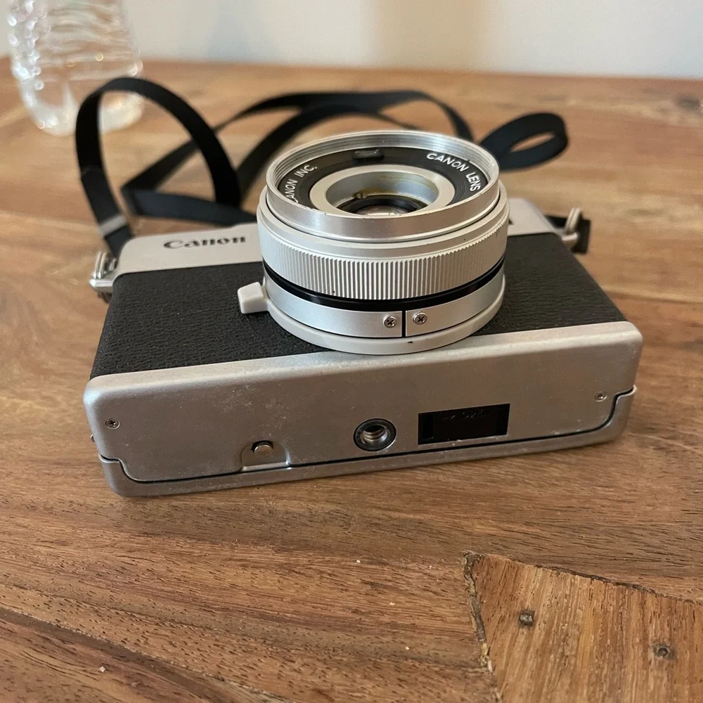 Vintage CANON : Canonet 28 Film Camera with Lens